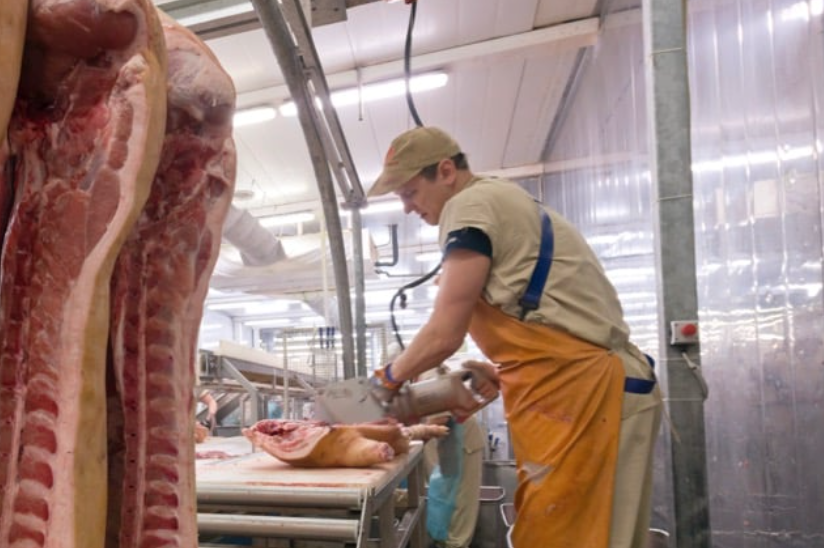 Meat sector kicks back at worker law changes